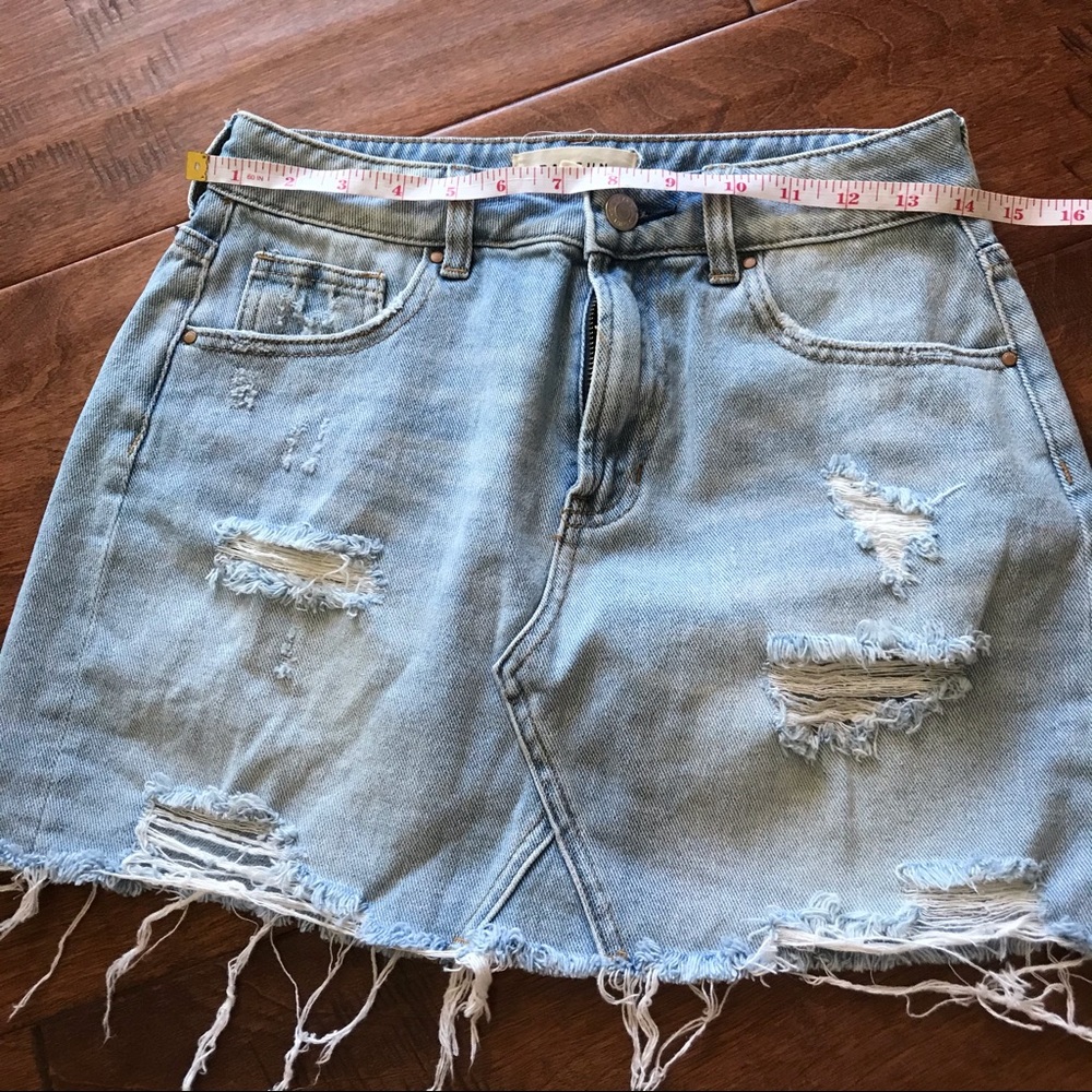 PacSun Light Wash Denim Mini Skirt - Picture 4 of 5